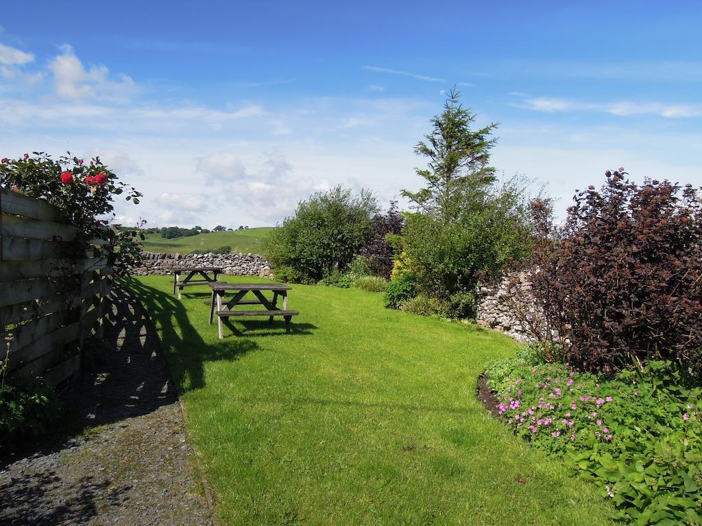 The Black Bull At Nateby Kirkby Stephen Exterior foto